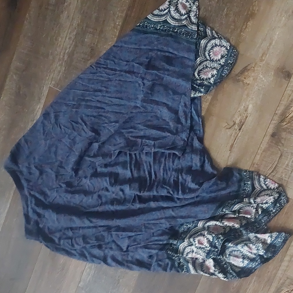 American‎ Eagle skirt